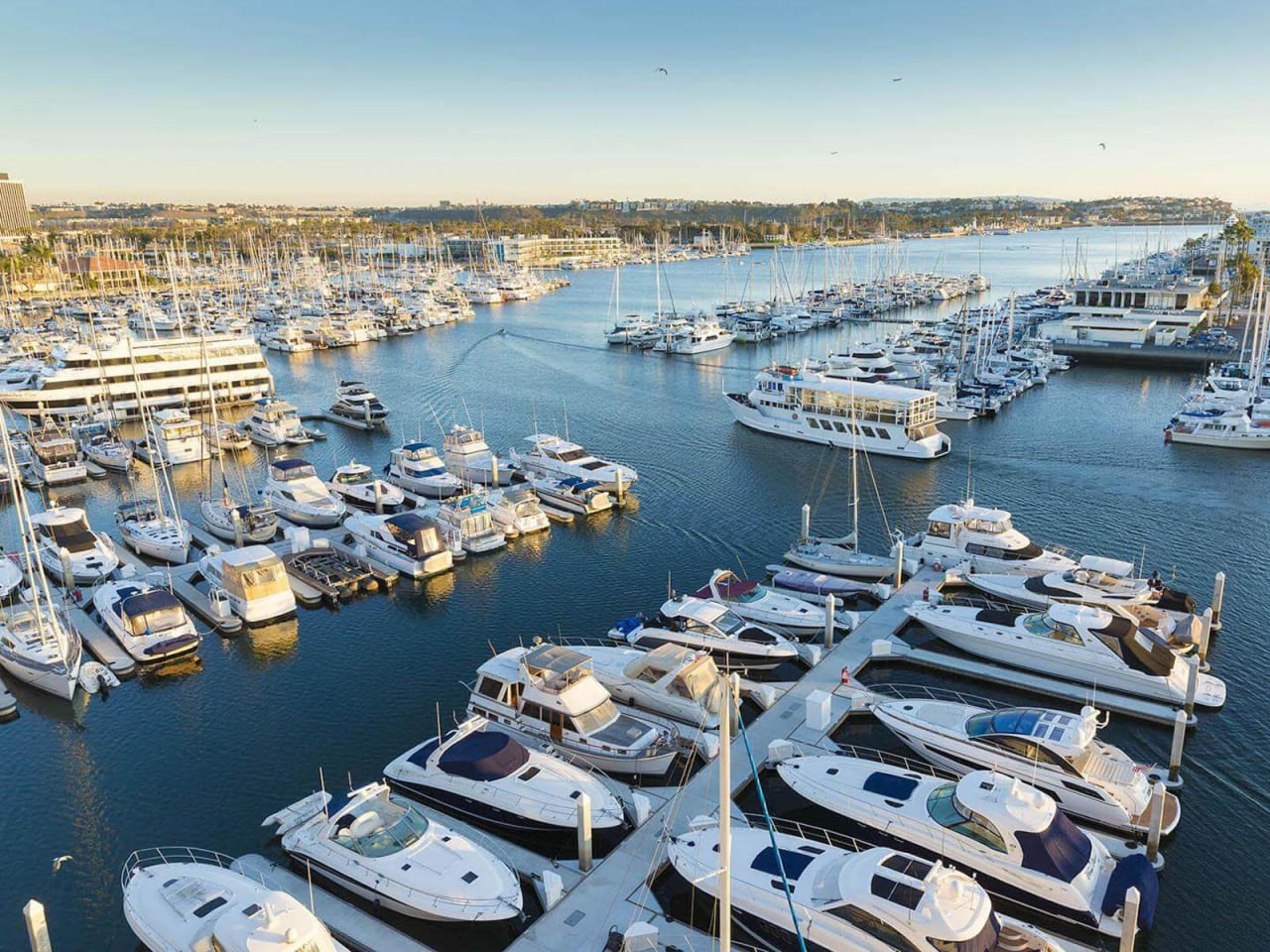 Find Affordable Yacht Charter in Marina Del Rey for sunset cruises, private events, and relaxing ocean experiences with top-rated yacht rentals.